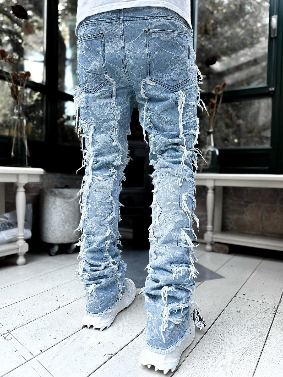 Jeans im Laser-Stack-Denim
