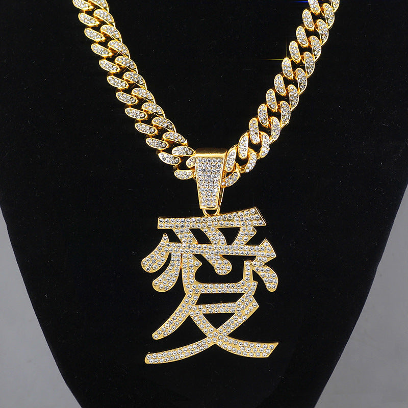 Pendentif avec le caractère chinois "Amour"