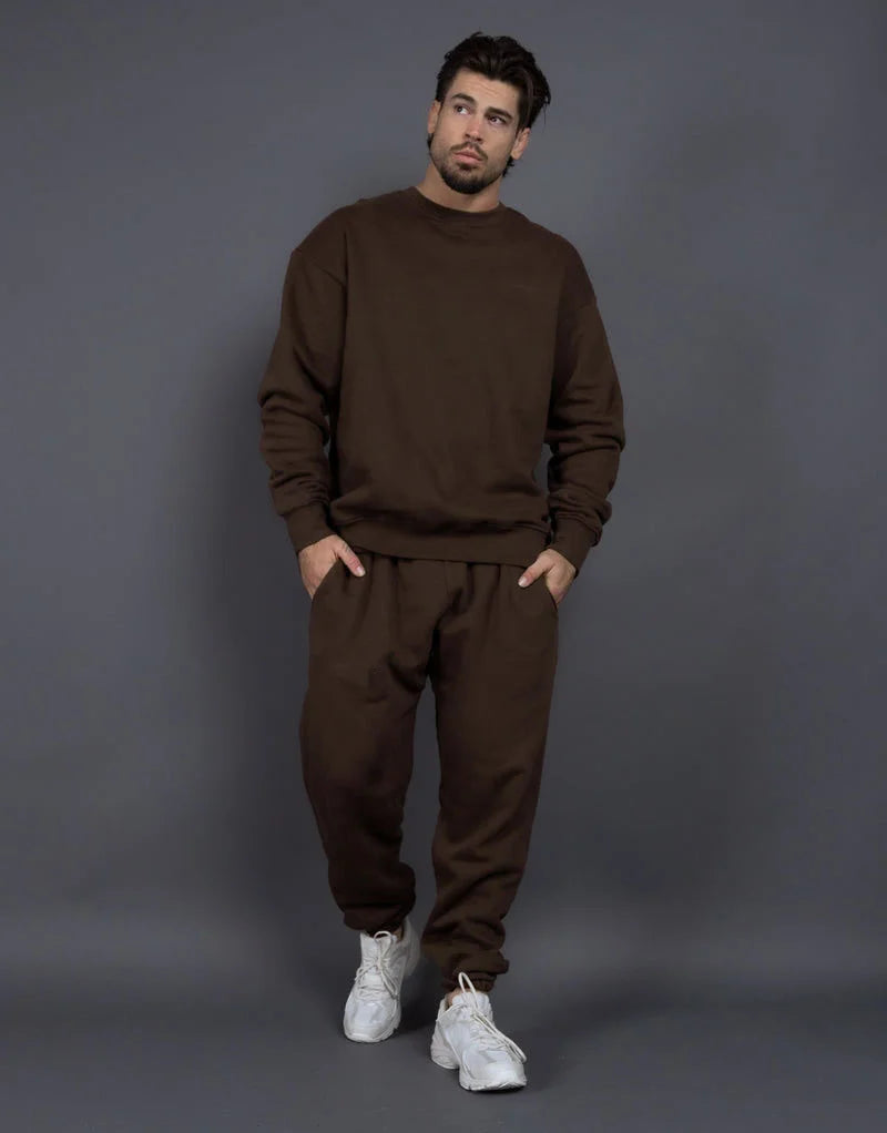 Bequemes zweiteiliges Set aus Sweatshirt und Jogginghose