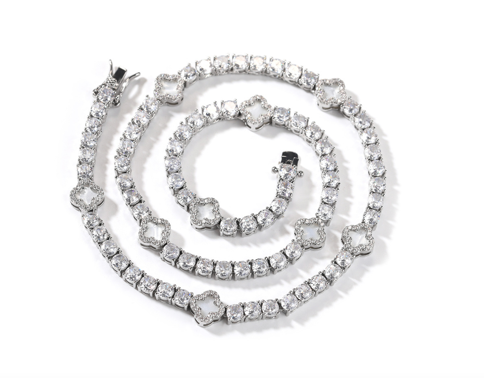 VVS-Schmuck, Tenniskette mit 4 Kleeblättern und Diamanten