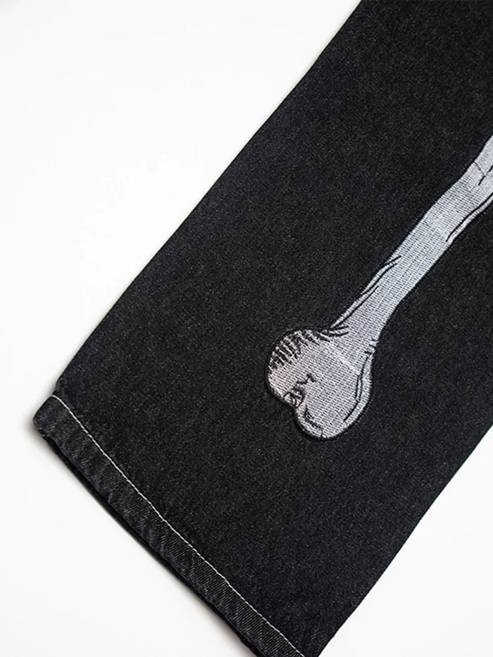 Jeans mit VVS-Totenkopf-Handprint