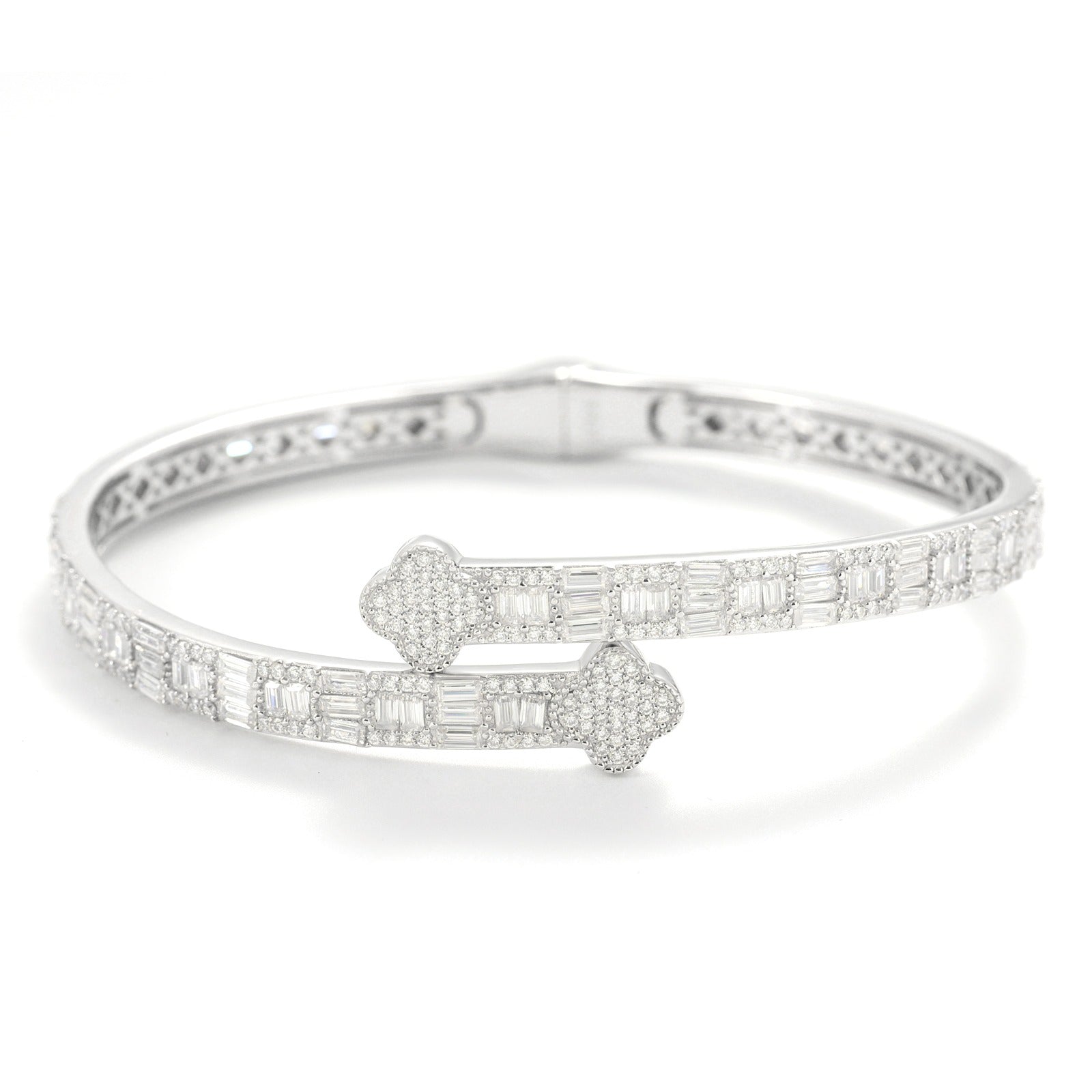 VVS Jewelry 925 Sterling Silver Moissanite Four Leaf Clover Bangle