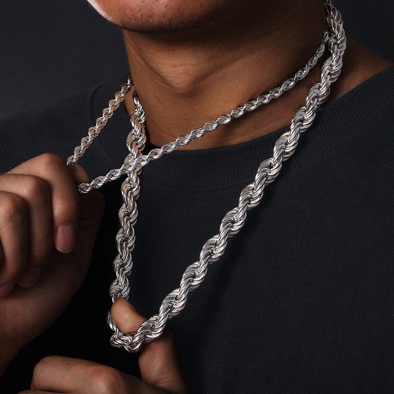 Untangling the Mystery Rope Chains vs. Cuban Links A Dive into Uniq