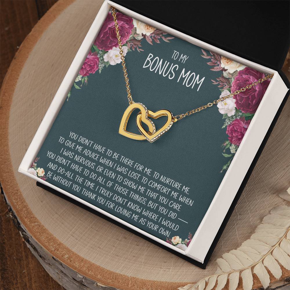 Bonus Mom Message Card Interlocking Heart Necklace