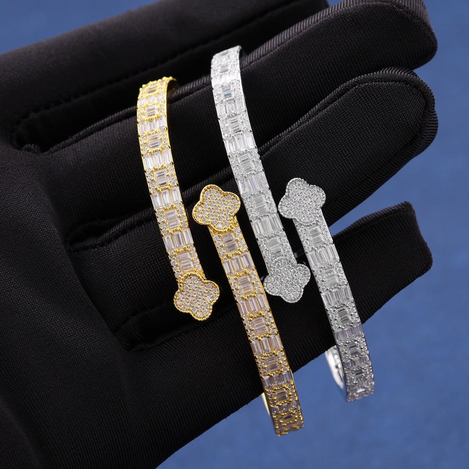 VVS Jewelry 925 Sterling Silver Moissanite Four Leaf Clover Bangle