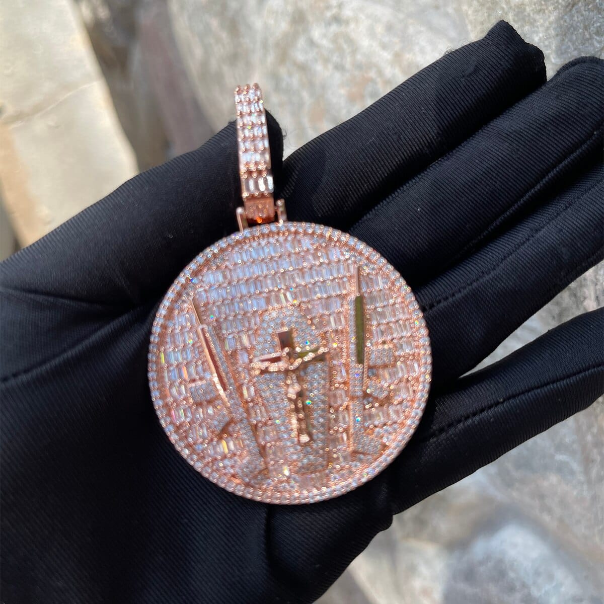 VVS Jewelry hip hop jewelry Rose Gold / 16inch / 10mm Cuban chain VVS Shine Cross and Guns Badge Iced Out Pendant